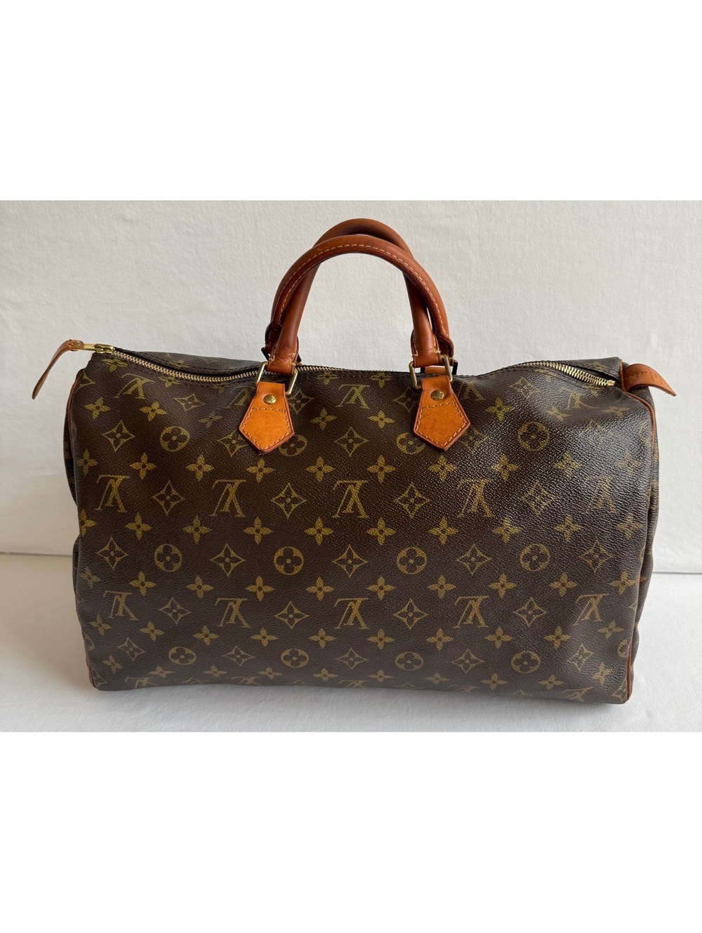 Louis Vuitton Speedy 40 Monogram Canvas 2007 Entrupy Authenticated